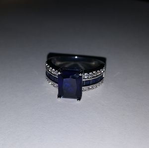 Sapphire silver ring